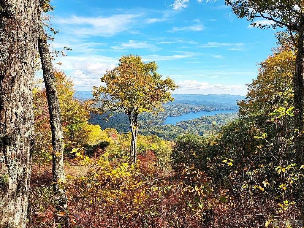 3.53 Acres of Residential Land for Sale in Lake Toxaway, North Carolina