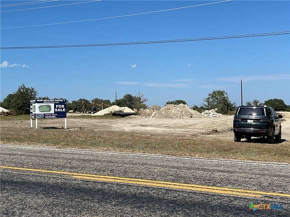 1.01 Acres of Residential Land for Sale in Kempner, Texas