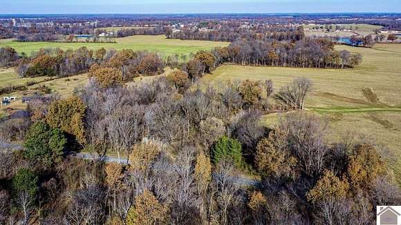 2 Acres of Residential Land for Sale in La Center, Kentucky