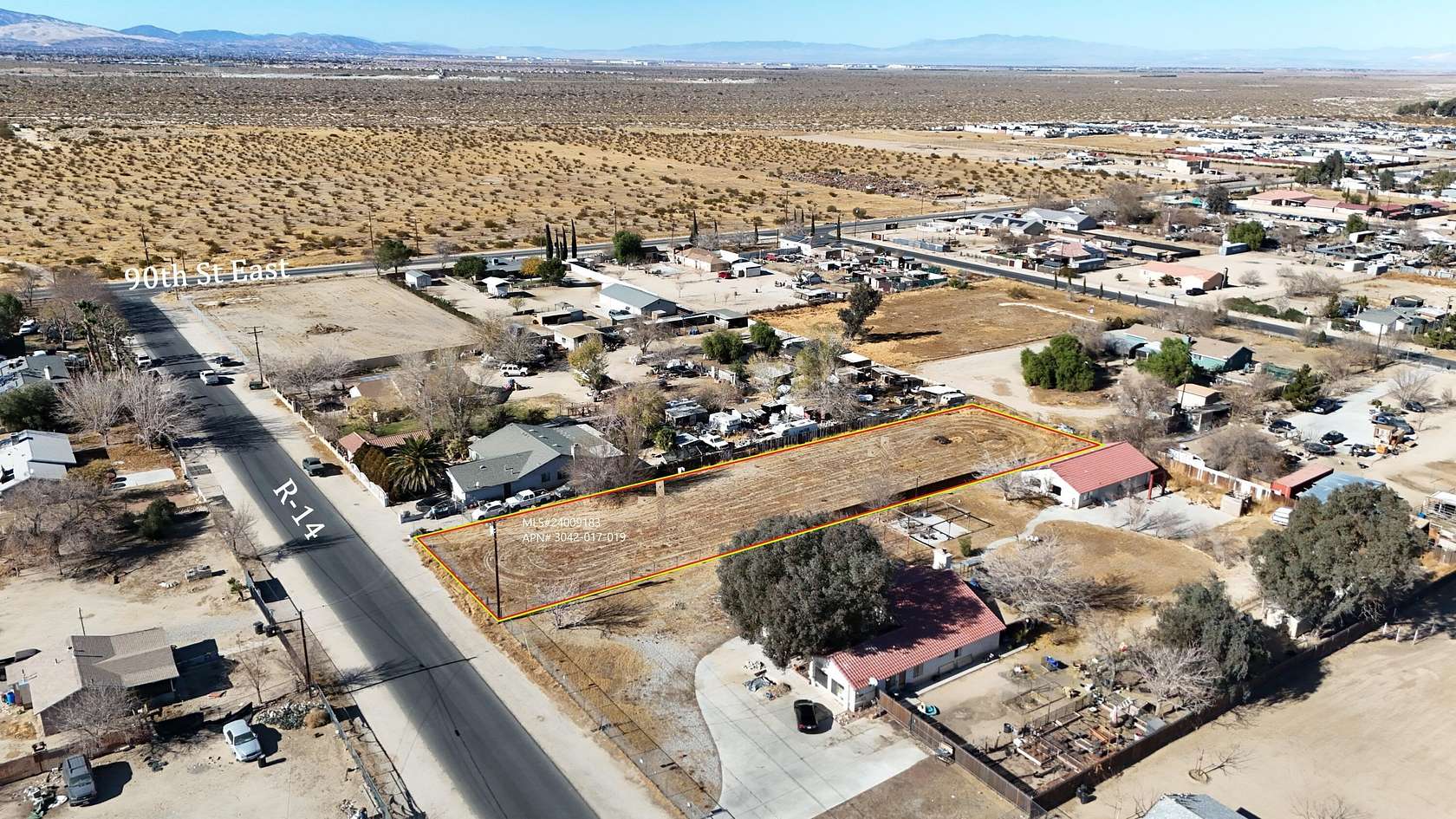 0.601 Acres of Residential Land for Sale in Sun Village, California