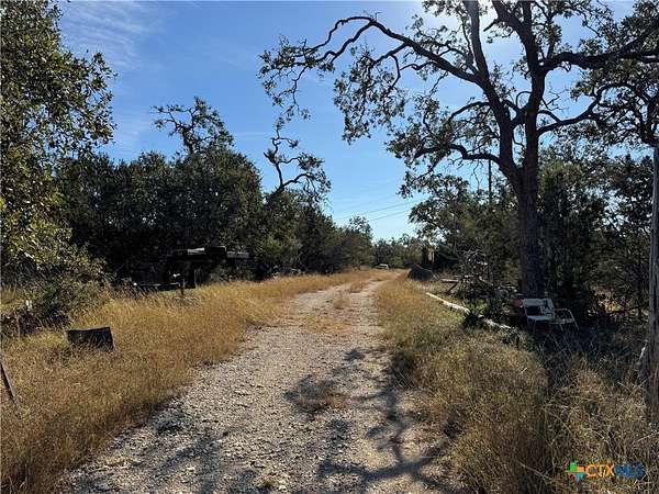 10 Acres of Land for Sale in San Marcos, Texas