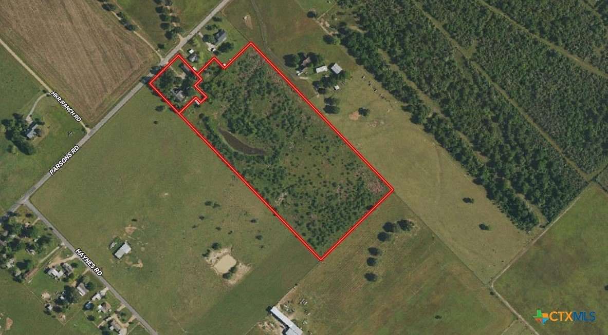 17.42 Acres of Land with Home for Sale in Victoria, Texas