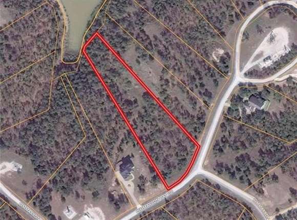 3.17 Acres of Land for Sale in Runaway Bay, Texas