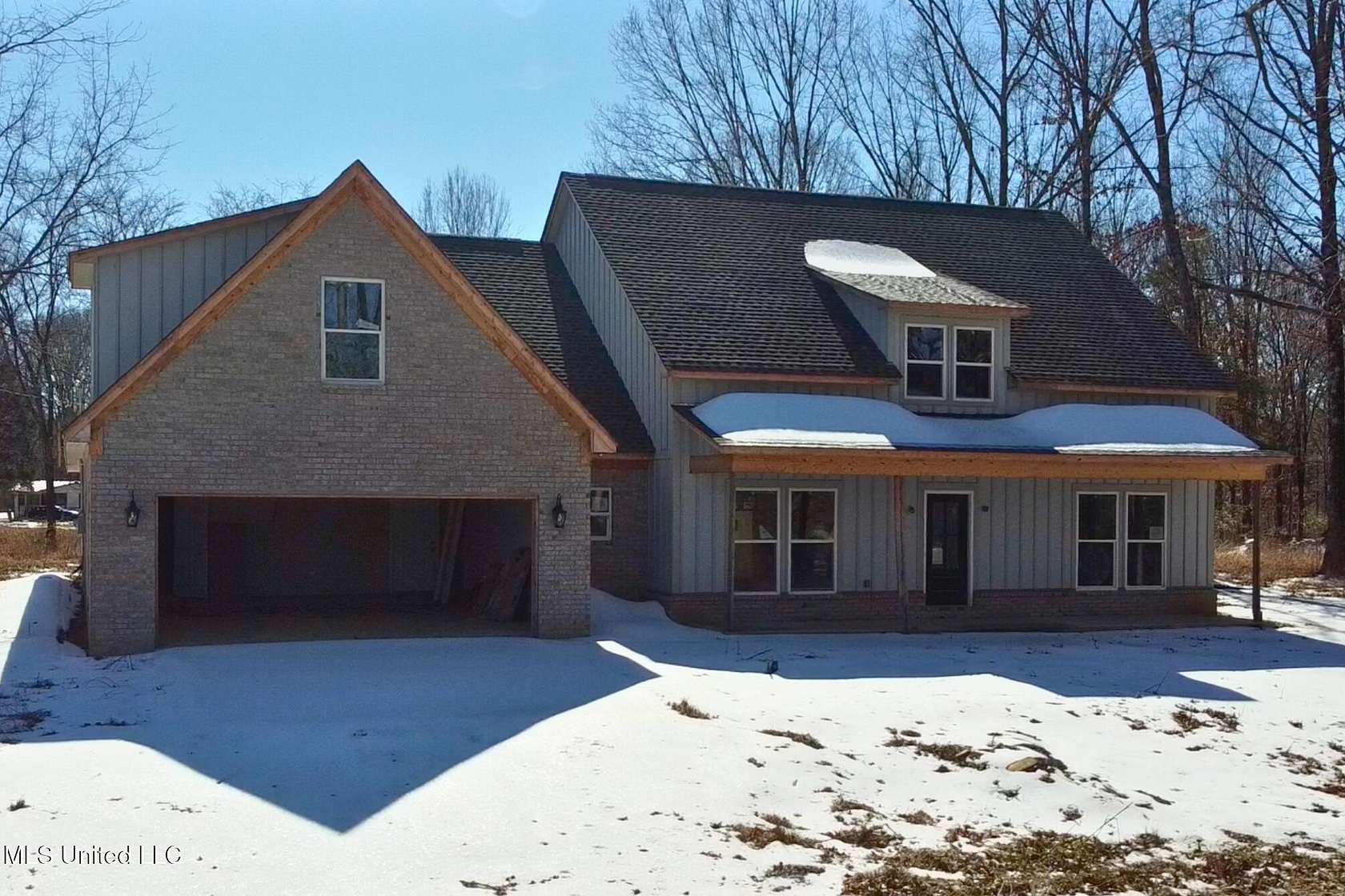 2.5 Acres of Land with Home for Sale in Byhalia, Mississippi