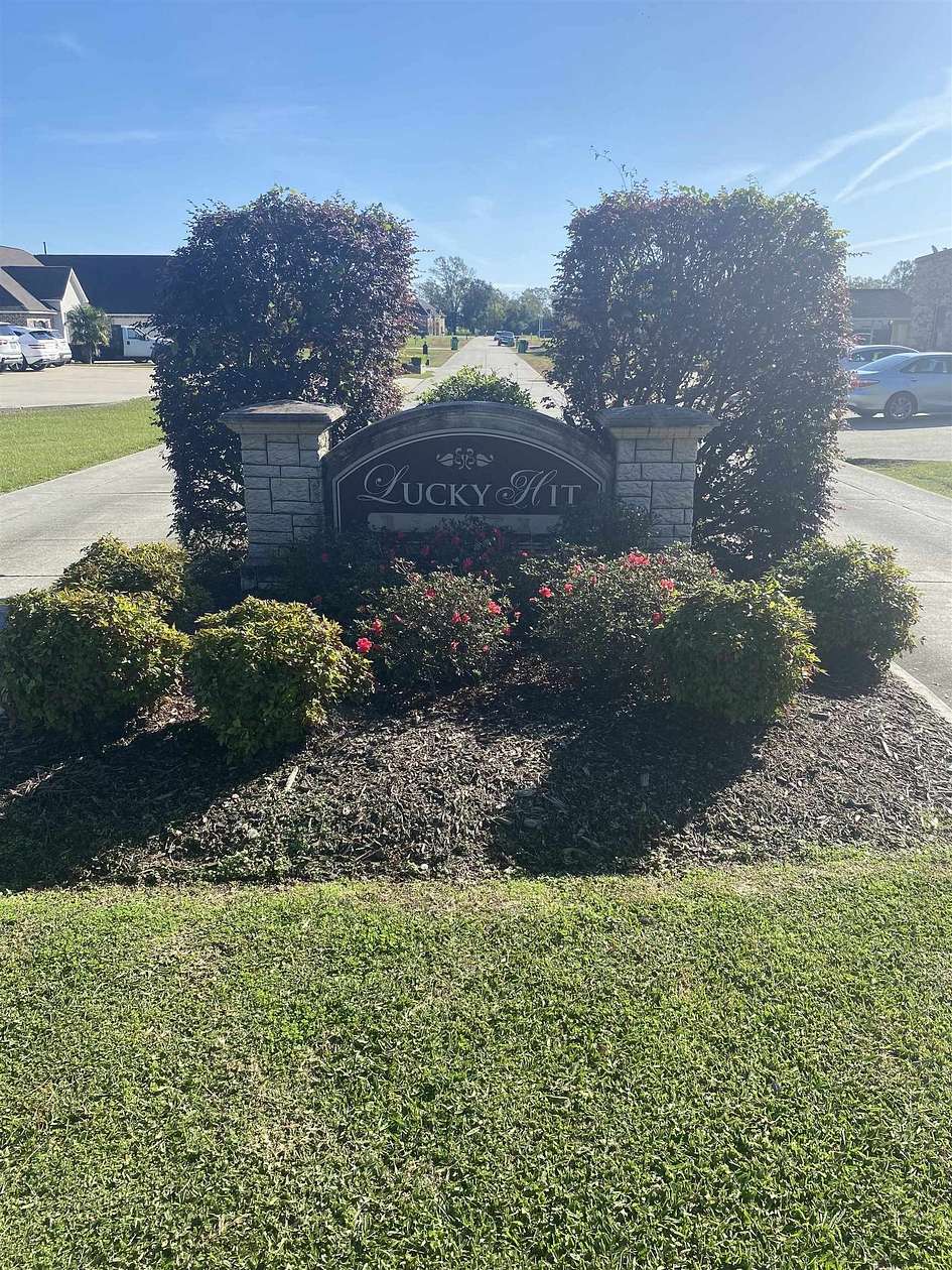 0.33 Acres of Residential Land for Sale in Plattenville, Louisiana