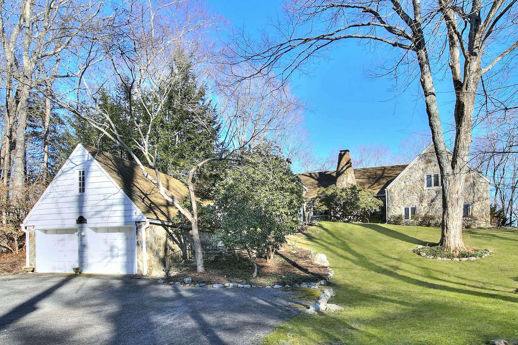 2 Acres of Residential Land with Home for Sale in New Canaan, Connecticut