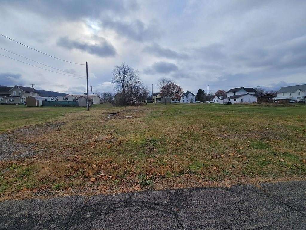 0.25 Acres of Land for Sale in Sayre, Pennsylvania