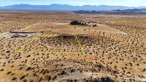 2.576 Acres of Land for Sale in Lancaster, California