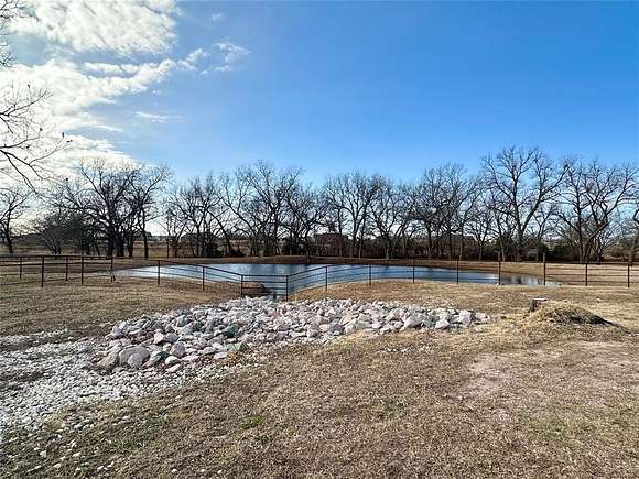 31.69 Acres of Land with Home for Sale in Shawnee, Oklahoma