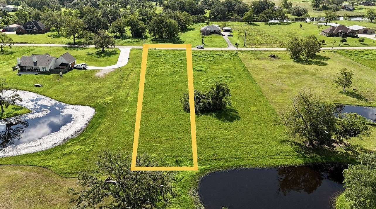 1.01 Acres of Residential Land for Sale in Angleton, Texas