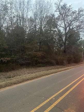 5.5 Acres of Land for Sale in Mooringsport, Louisiana