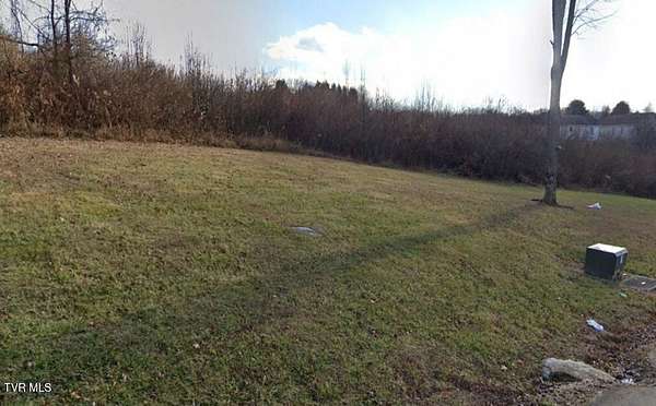 6 Acres of Residential Land for Sale in Bristol, Tennessee