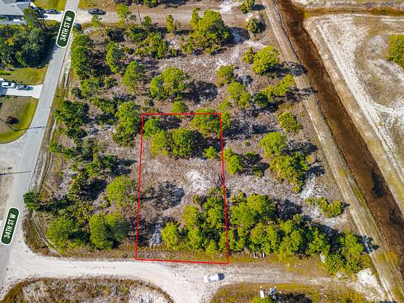 Residential Land for Sale in Lehigh Acres, Florida