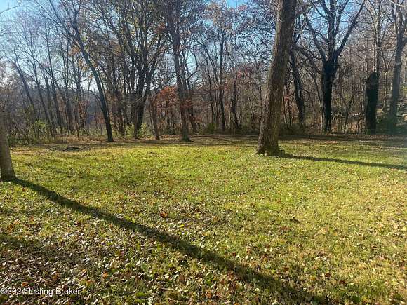 35 Acres of Recreational Land for Sale in McDaniels, Kentucky