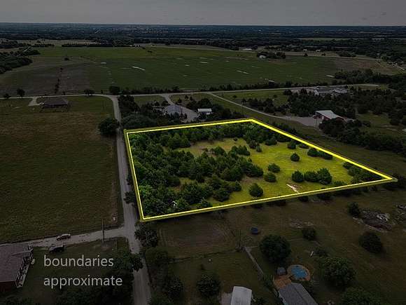 4 Acres of Residential Land for Sale in Whitewright, Texas