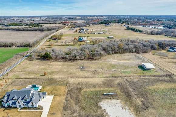 5.065 Acres of Residential Land for Sale in Van Alstyne, Texas