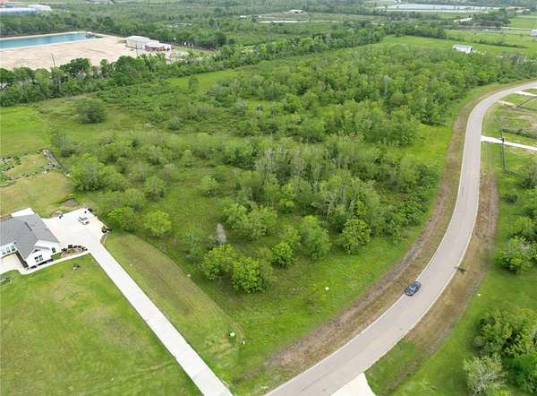 3 Acres of Residential Land for Sale in Angleton, Texas