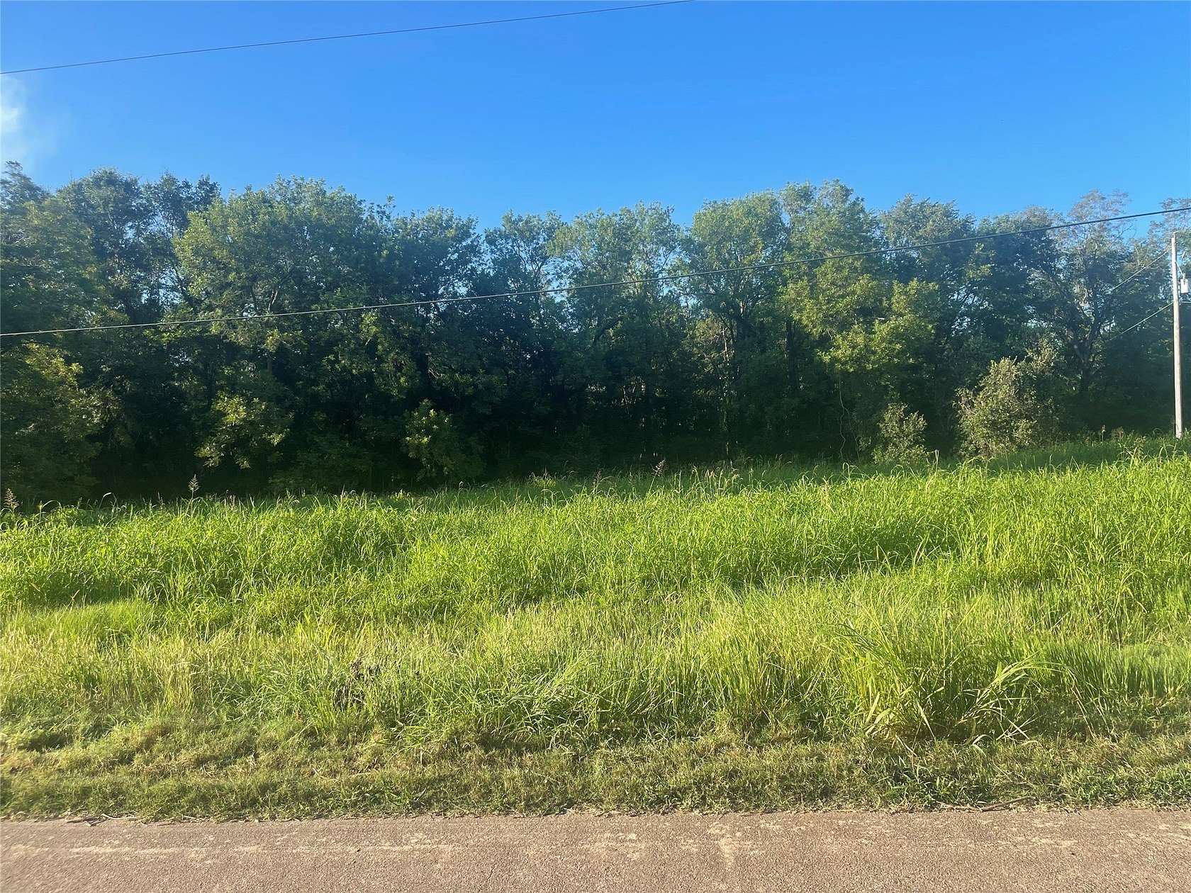 0.75 Acres of Residential Land for Sale in Angleton, Texas