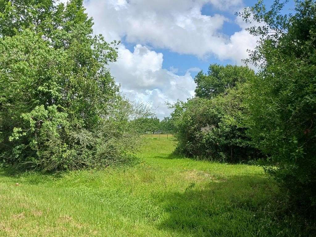 5.17 Acres of Residential Land for Sale in Angleton, Texas