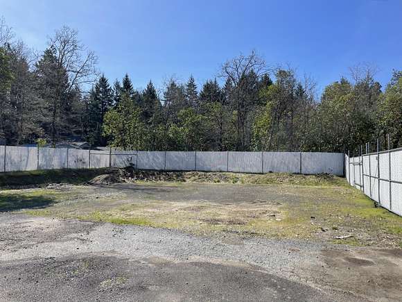 0.23 Acres of Commercial Land for Sale in Cave Junction, Oregon