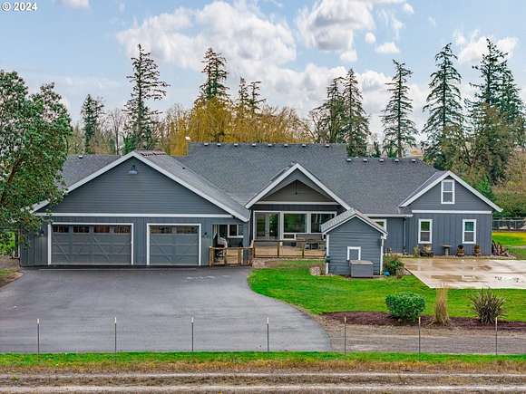 4.44 Acres of Residential Land with Home for Sale in Aurora, Oregon