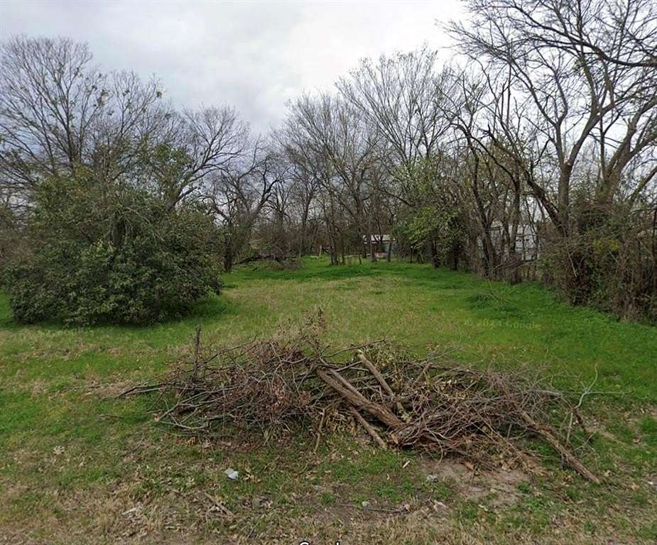 0.187 Acres of Land for Sale in Corsicana, Texas