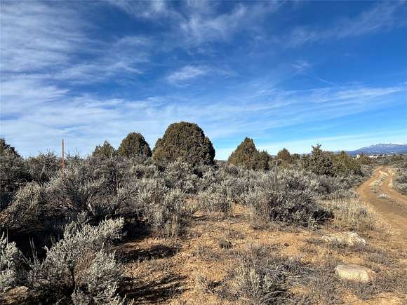 1.55 Acres of Residential Land for Sale in Tierra Amarilla, New Mexico