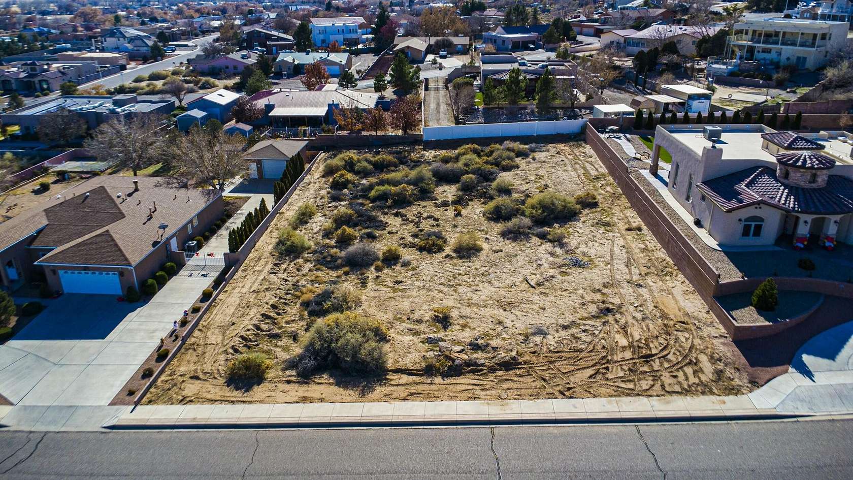 0.5 Acres of Residential Land for Sale in Los Lunas, New Mexico