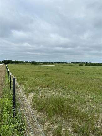 49.09 Acres of Land for Sale in Grandview, Texas