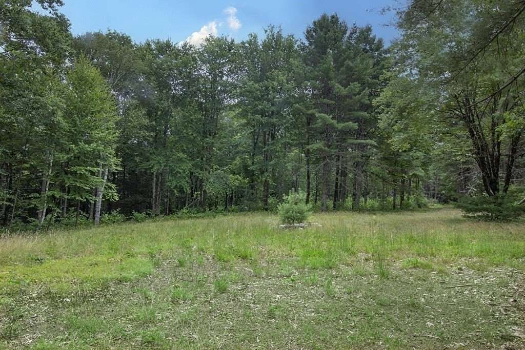 65 Acres of Land for Sale in Russell, Massachusetts