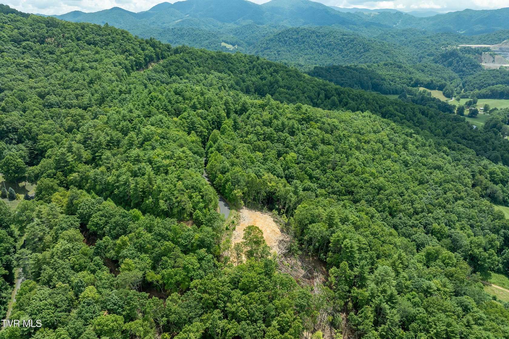 5.98 Acres of Residential Land for Sale in Mountain City, Tennessee