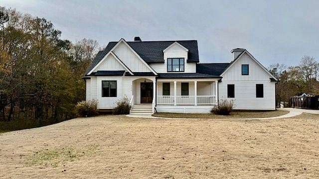 2.04 Acres of Residential Land with Home for Sale in Madison, Georgia