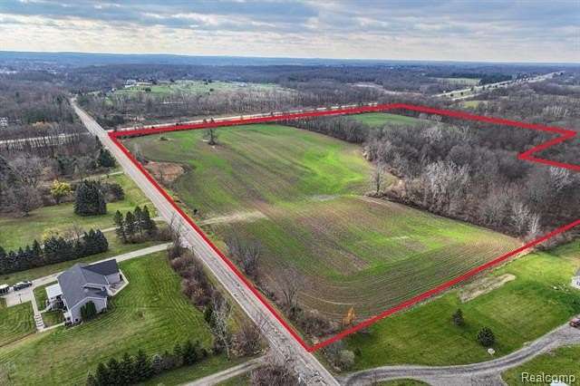 7.8 Acres of Residential Land for Sale in Lapeer, Michigan