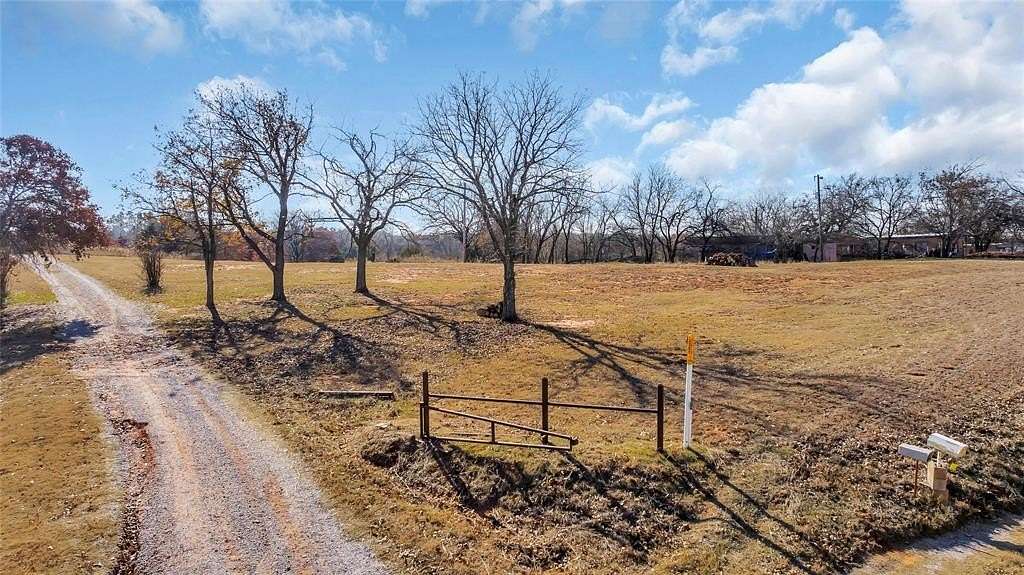 4.8 Acres of Residential Land for Sale in Blanchard, Oklahoma - LandSearch