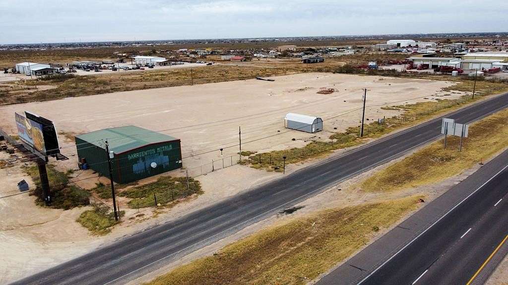 5 Acres of Improved Commercial Land for Sale in Odessa, Texas