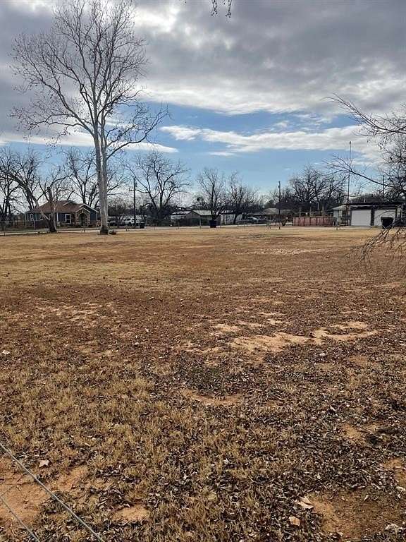 0.516 Acres of Residential Land for Sale in Brownwood, Texas