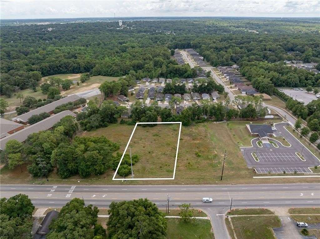 0.986 Acres of Land for Sale in Mobile, Alabama