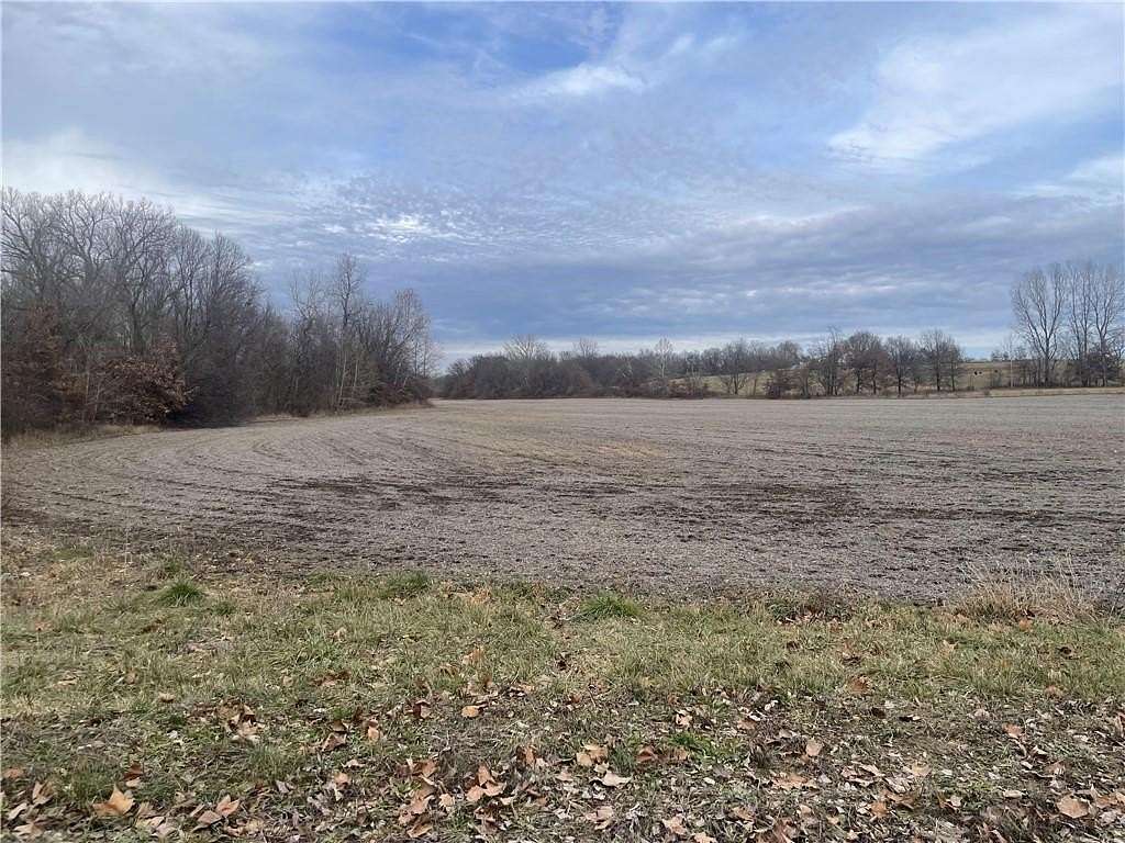 33.66 Acres of Recreational Land & Farm for Sale in Holt, Missouri