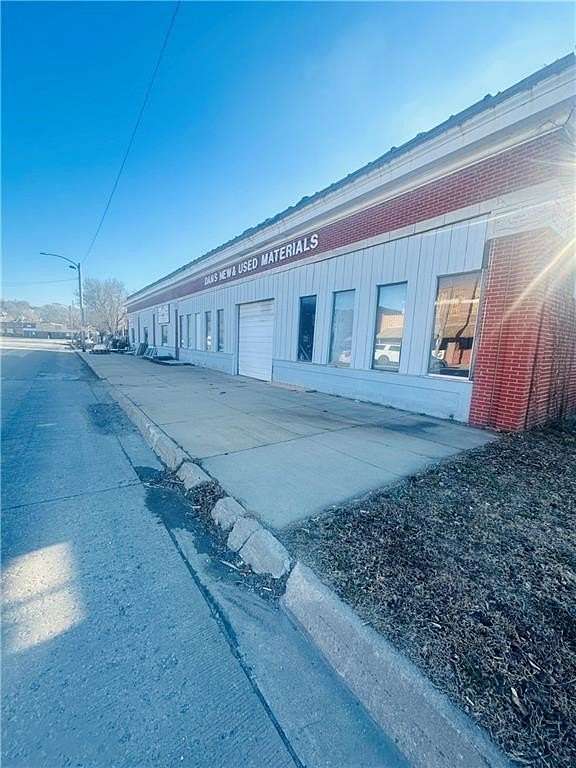 5.03 Acres of Commercial Land for Sale in St. Joseph, Missouri