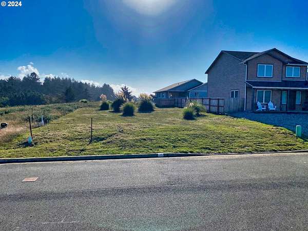 0.14 Acres of Residential Land for Sale in Bandon, Oregon