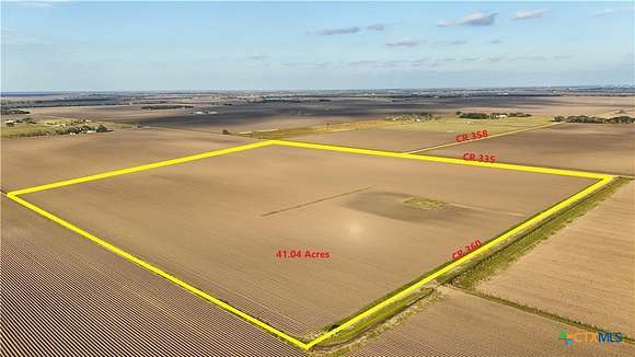 41.04 Acres of Agricultural Land for Sale in Louise, Texas