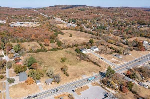 6 Acres of Land for Sale in Fayetteville, Arkansas