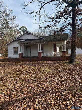 3.01 Acres of Residential Land with Home for Sale in Gadsden, Alabama