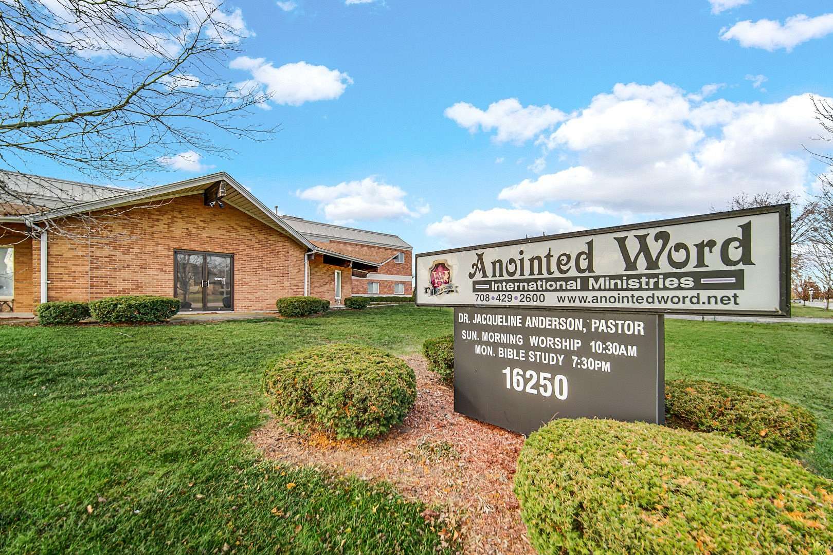 2.2 Acres of Improved Commercial Land for Sale in Tinley Park, Illinois