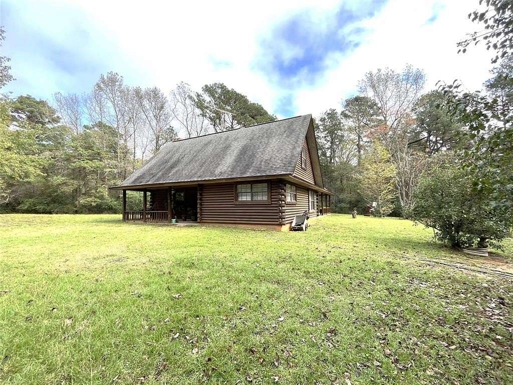 3.25 Acres of Residential Land with Home for Sale in Gibsland, Louisiana