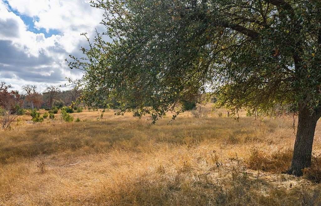 33.116 Acres of Recreational Land & Farm for Sale in Fredericksburg, Texas