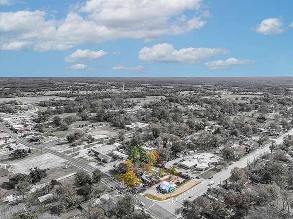 1.39 Acres of Commercial Land for Lease in Van, Texas