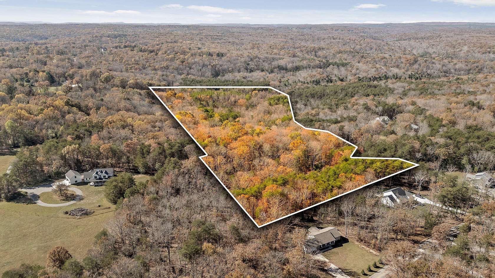 10.17 Acres of Land for Sale in Signal Mountain, Tennessee