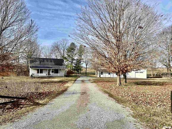 2.2 Acres of Residential Land with Home for Sale in Brookport, Illinois