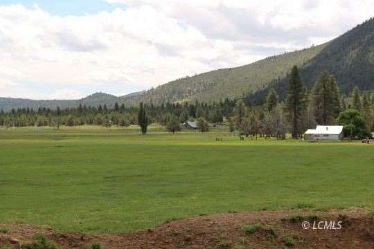 274 Acres of Agricultural Land with Home for Sale in Bonanza, Oregon